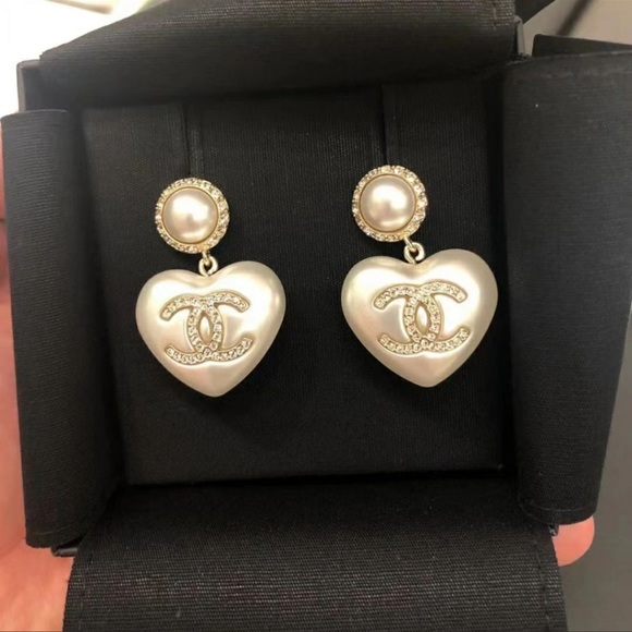 ✨💝 Absolutely Stunning Chanel Heart Duo💝✨ - Picture 9 of 10